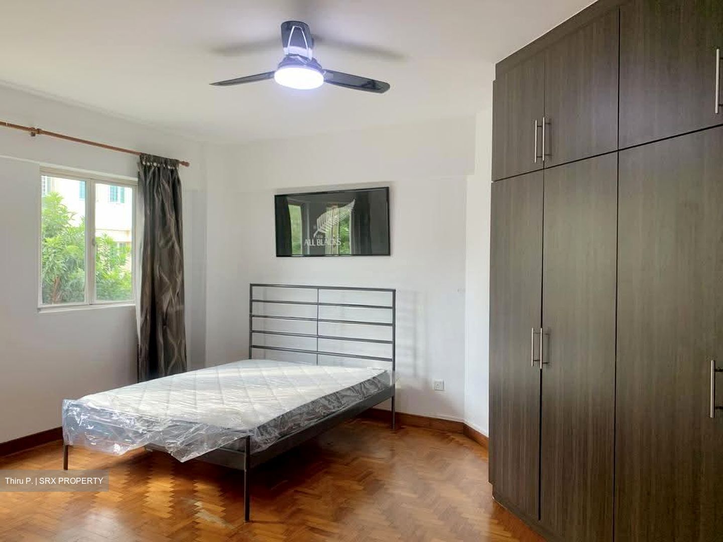 Melville Park (D18), Condominium #606895191